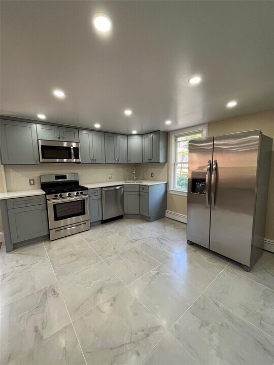 154 Palisade St in Dobbs Ferry, NY - Building Photo