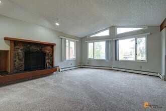9710 Sinina Pl in Anchorage, AK - Building Photo - Building Photo