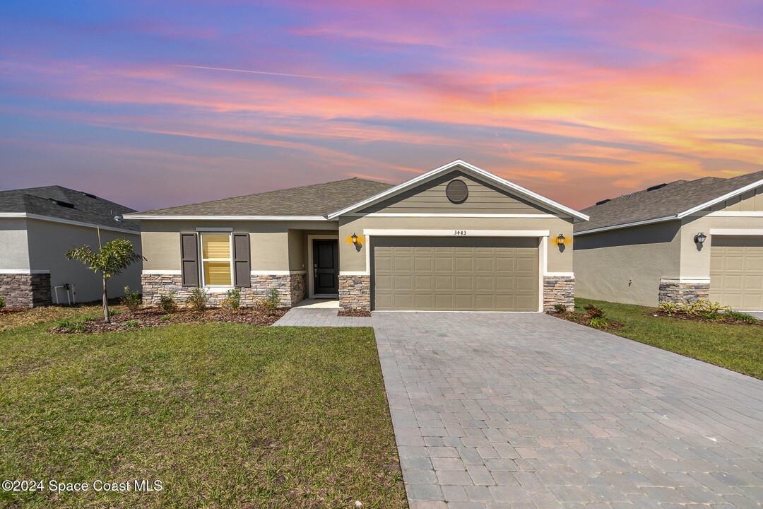 3443 Barringer Dr SE in Palm Bay, FL - Building Photo