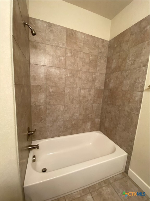 property at 725 Milestone Pk