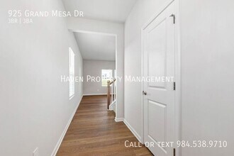 925 Grand Mesa Dr in Garner, NC - Building Photo - Building Photo