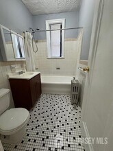 1116 Anna St in Elizabeth, NJ - Building Photo - Building Photo