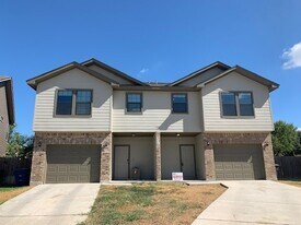 1302 Garden Dusk in San Antonio, TX - Building Photo