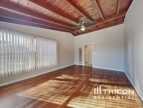 55 William Way in Pittsburg, CA - Building Photo - Building Photo