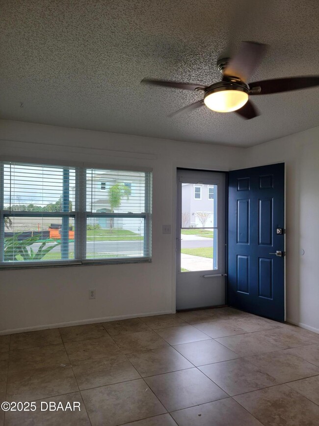 1112 5th St in Port Orange, FL - Building Photo - Building Photo