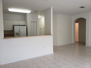 1570 NE 33rd Rd in Homestead, FL - Building Photo - Building Photo