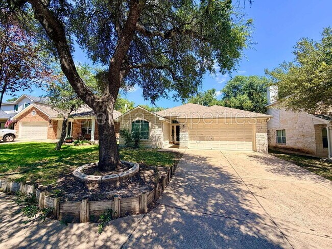 1517 Hawk Dr