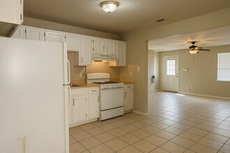 114 28th St N in Texas City, TX - Building Photo - Building Photo