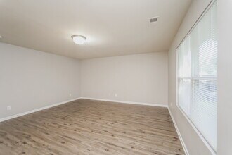 719 Ferrell Ave in Charlotte, NC - Building Photo - Building Photo