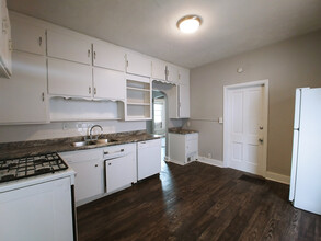 3837 S 23rd St in Omaha, NE - Building Photo - Interior Photo