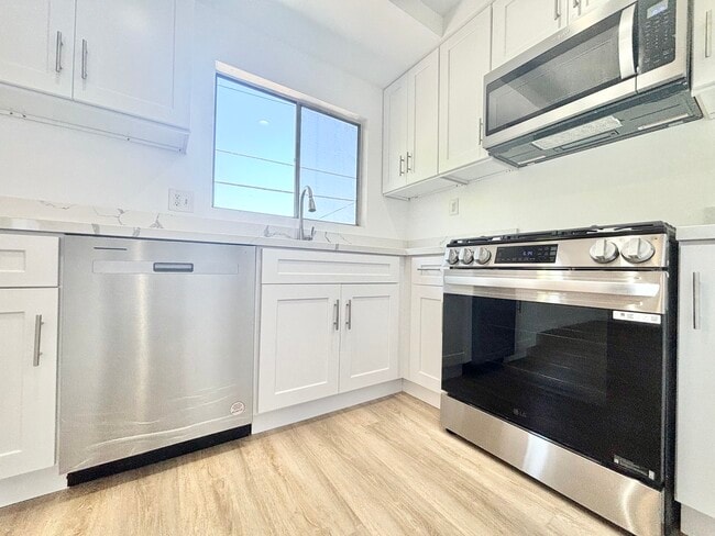 property at 6337 Whitsett Ave