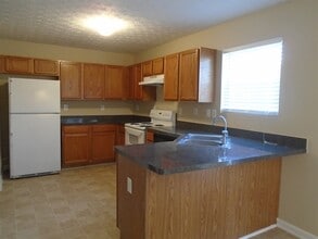 812 Carlton Pointe Pl in Palmetto, GA - Building Photo - Building Photo
