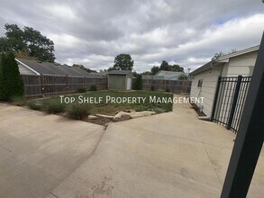 747 High Rd in Norwalk, IA - Building Photo - Building Photo