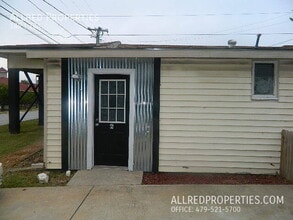 700 S College Ave in Fayetteville, AR - Building Photo - Building Photo