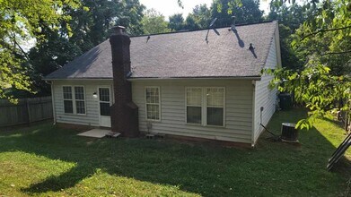 9200 Amy Dr in Charlotte, NC - Building Photo - Building Photo