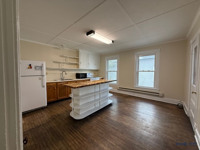 property at 16 Pine St