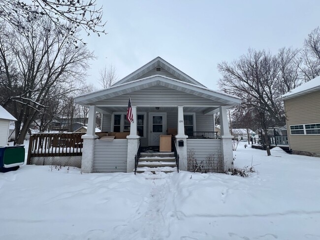 126 N 4th Ave in Wausau, WI - Building Photo - Building Photo