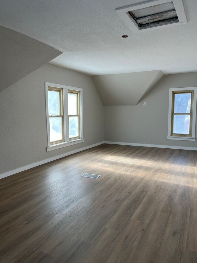 752 Dawson St in Waterloo, IA - Building Photo - Building Photo