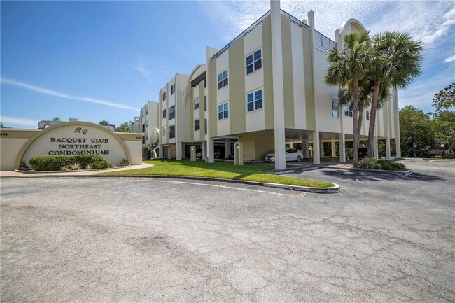 4651 1st St NE in St. Petersburg, FL - Building Photo - Building Photo