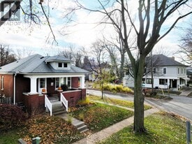 168 Russell Ave in St Catharines, ON - Building Photo