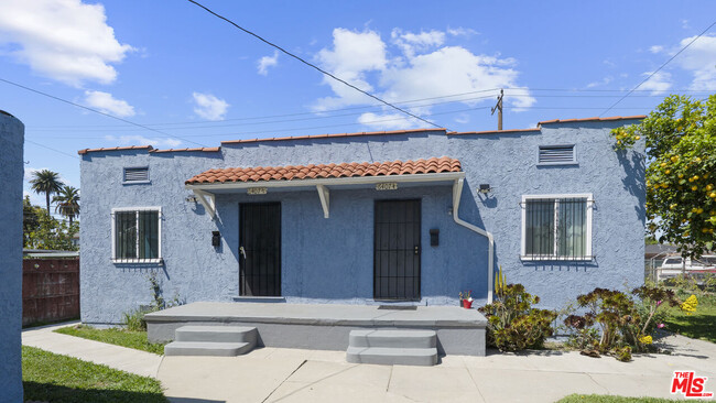 property at 6407 1/2 Converse Ave