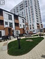 42 All Nations Dr in Brampton, ON - Building Photo