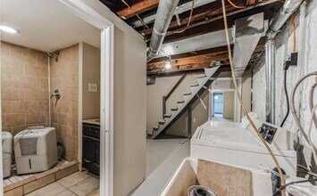 2934 Clifton Park Terrace in Baltimore, MD - Building Photo - Building Photo