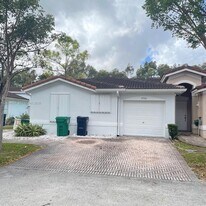 4760 SW 166th Ct in Miami, FL - Building Photo