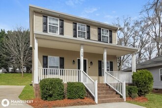 136 Pratt St in Belmont, NC - Building Photo - Building Photo