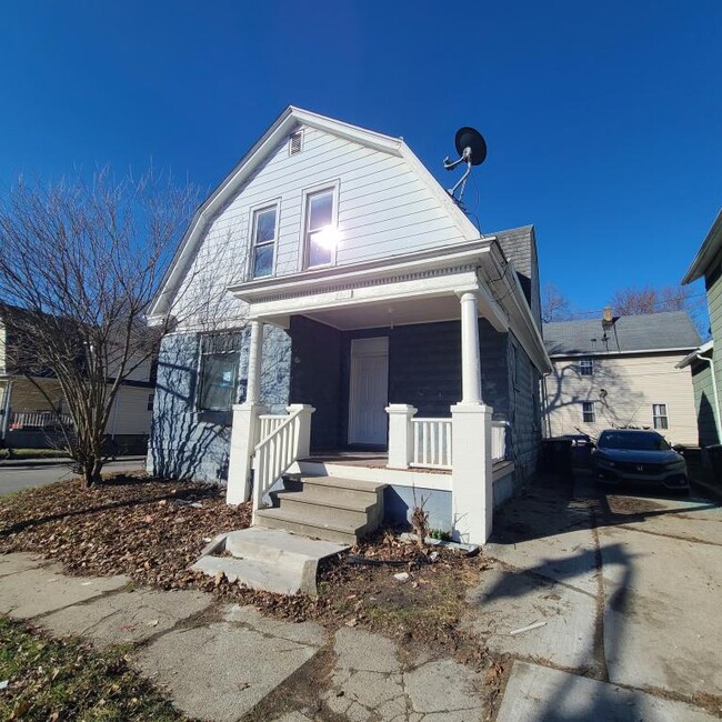 2616 S Harrison St in Fort Wayne, IN - Building Photo - Building Photo