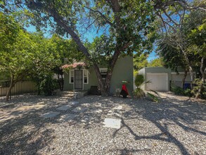 3278 Casitas Ave in Los Angeles, CA - Building Photo - Building Photo