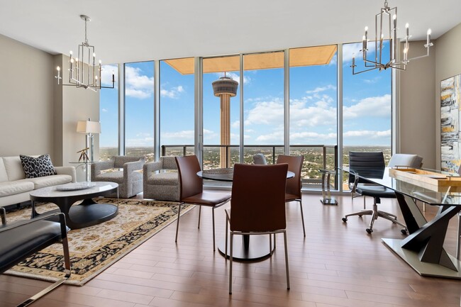 property at 610 E Market St
