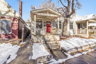 2523 W Caithness Pl in Denver, CO - Building Photo - Building Photo