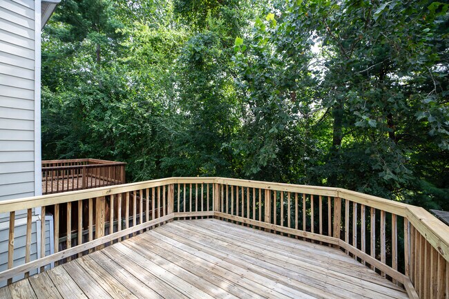 13711 Flowing Brook Ct in Chantilly, VA - Building Photo - Building Photo