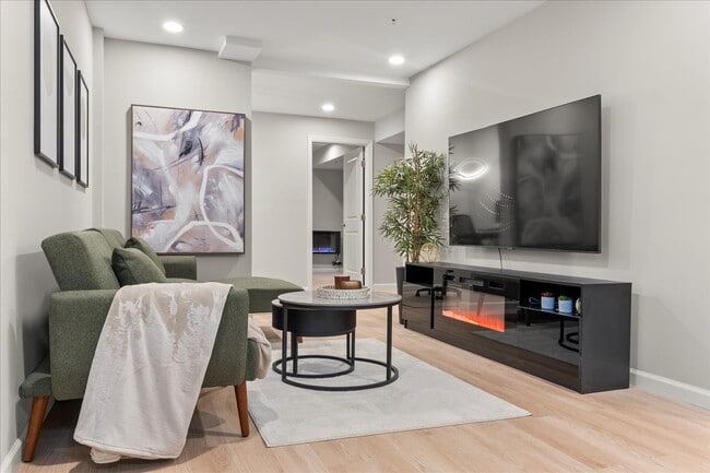 1506 Mississippi Ave SE