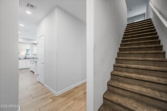 1250 Abbey Ln in Chandler, AZ - Building Photo - Building Photo