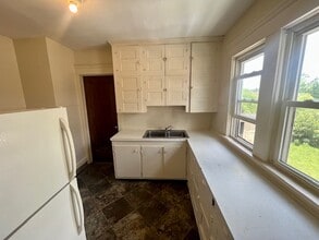 588 Schiller Ave, Unit 2 in Akron, OH - Building Photo - Building Photo