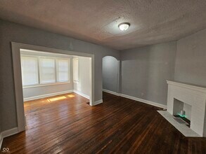 3537 N Capitol Ave in Indianapolis, IN - Building Photo - Building Photo