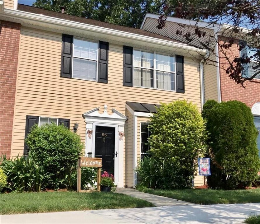 55 Winchester Ave in Peekskill, NY - Building Photo