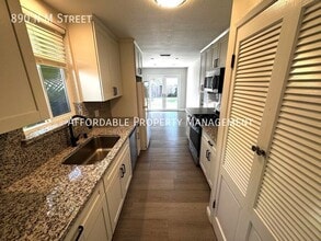 890 N M St in Livermore, CA - Building Photo - Building Photo