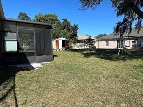536 Lakeview Dr in Poinciana, FL - Building Photo - Building Photo