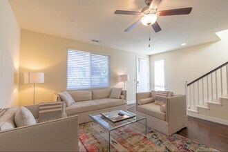 417 Gene Ct in Palo Alto, CA - Building Photo - Building Photo