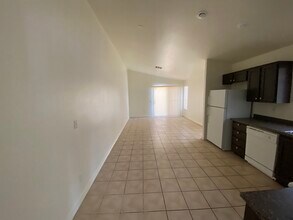 3725 Penny Cross Dr in North Las Vegas, NV - Building Photo - Building Photo