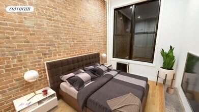 315 E 57th St in New York, NY - Building Photo - Building Photo