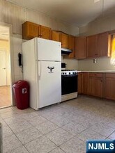 375 Highland Ave in Clifton, NJ - Building Photo - Building Photo