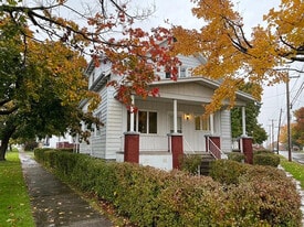 1197 Albany St, Unit #2 2nd floor in Utica, NY - Building Photo