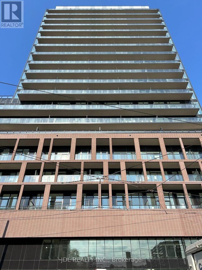 285 Dufferin St