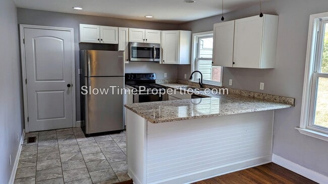 property at 31 Myrtle Ave