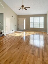 2423 Rock Creek Ct in Grove City, OH - Building Photo - Building Photo