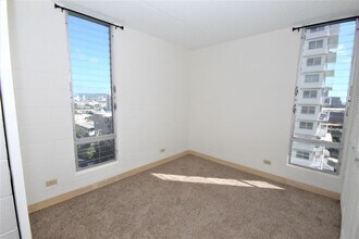1624 Dole St in Honolulu, HI - Building Photo - Building Photo
